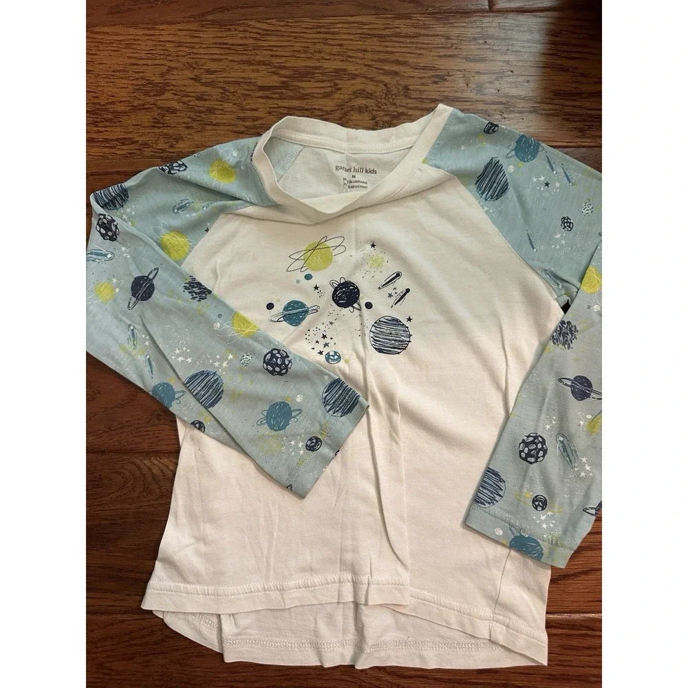 Garnet Hill Kids Medium M Space Planets Solar System Pajama Set